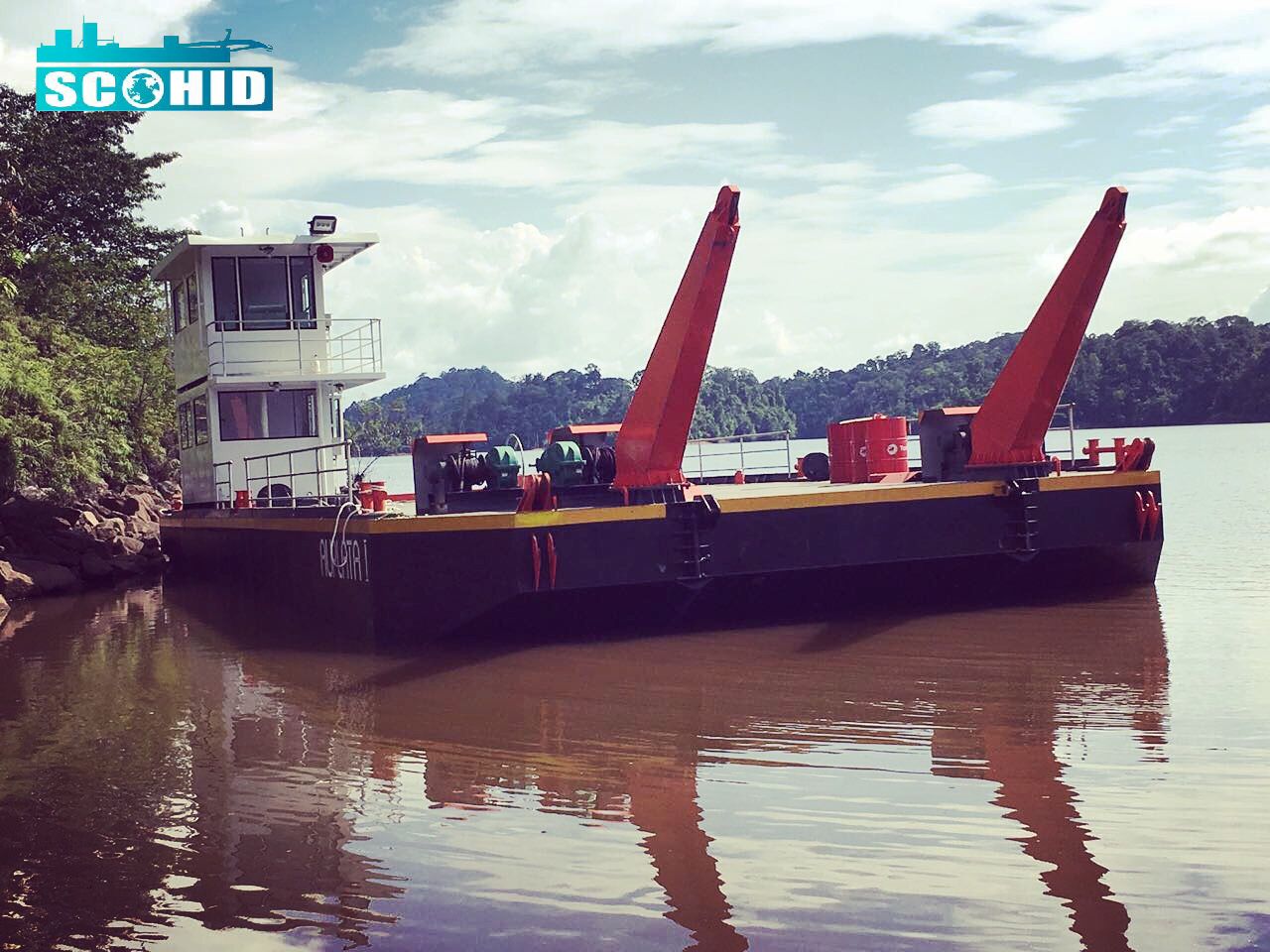 Barcaza de tamaño medio de 30m con capacidad de carga de 250t, barcaza de transporte de equipos para transporte de cargas por lago/río/mar